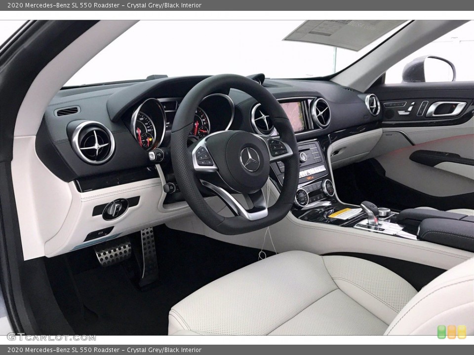 Crystal Grey/Black Interior Photo for the 2020 Mercedes-Benz SL 550 Roadster #138825130