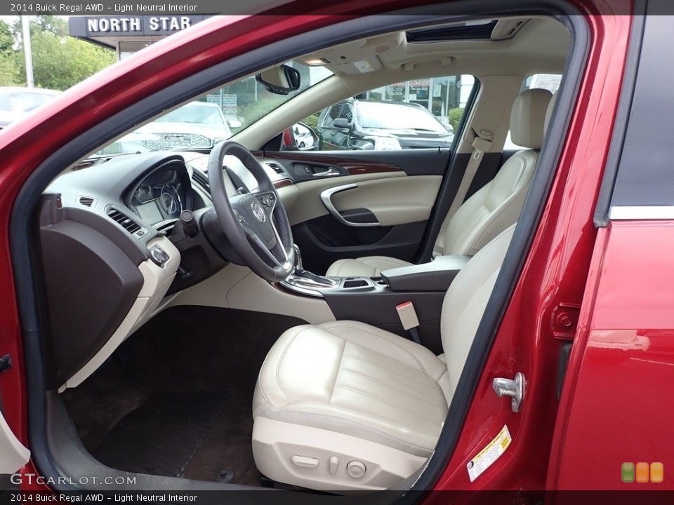 Light Neutral Interior Photo for the 2014 Buick Regal AWD #138838316