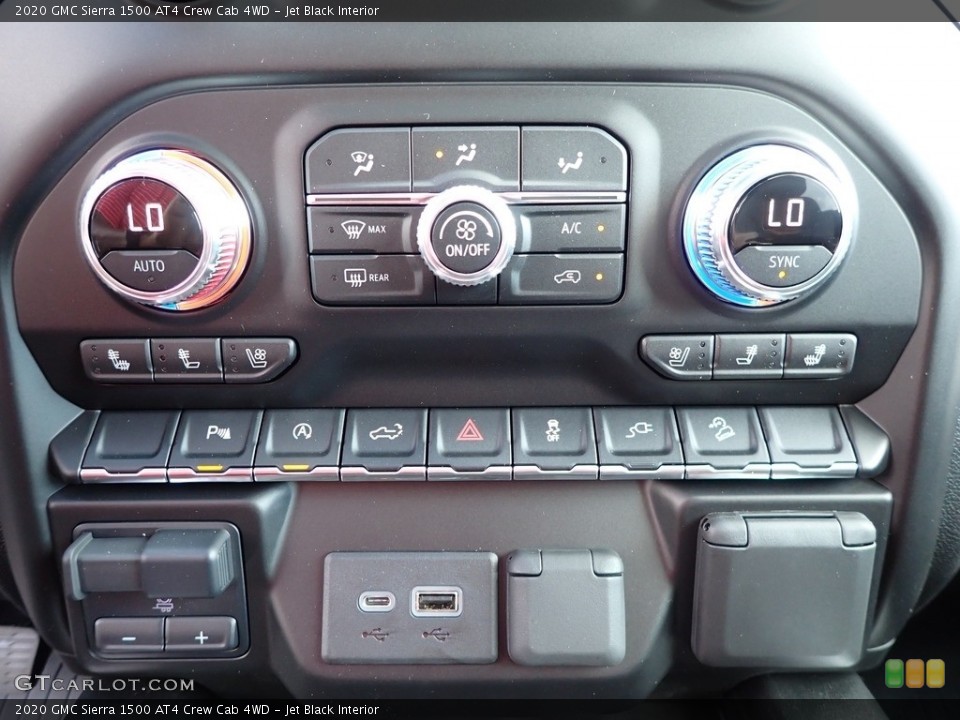 Jet Black Interior Controls for the 2020 GMC Sierra 1500 AT4 Crew Cab 4WD #138841301