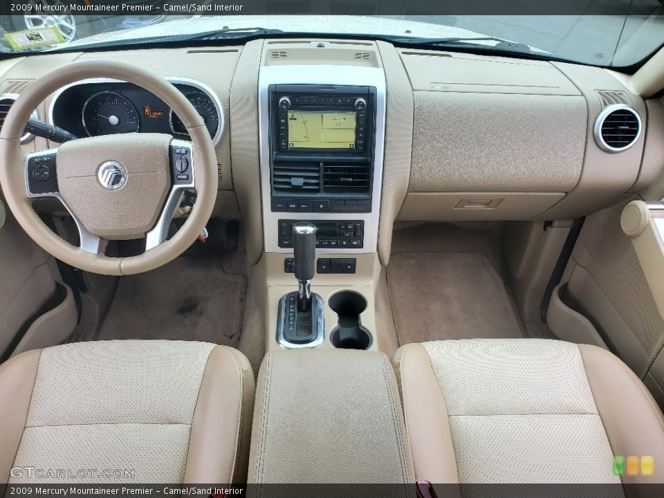 Camel/Sand Interior Photo for the 2009 Mercury Mountaineer Premier #138853370