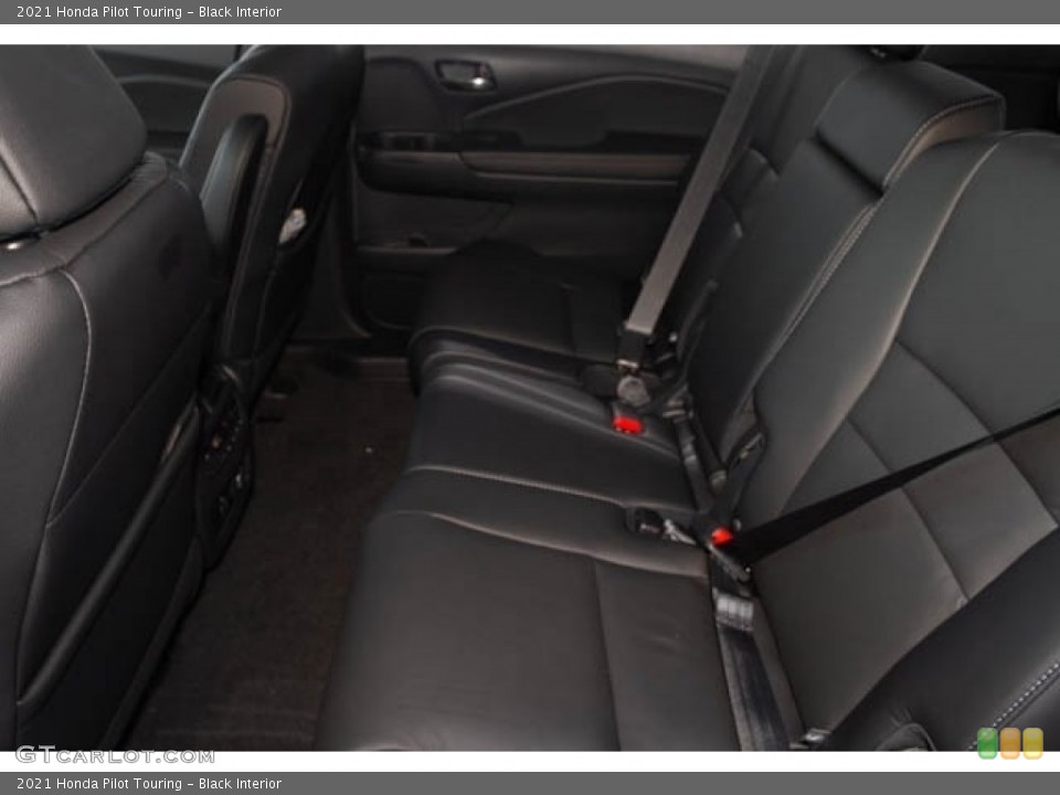 Black Interior Rear Seat for the 2021 Honda Pilot Touring #138901004