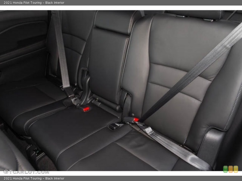 Black Interior Rear Seat for the 2021 Honda Pilot Touring #138901226