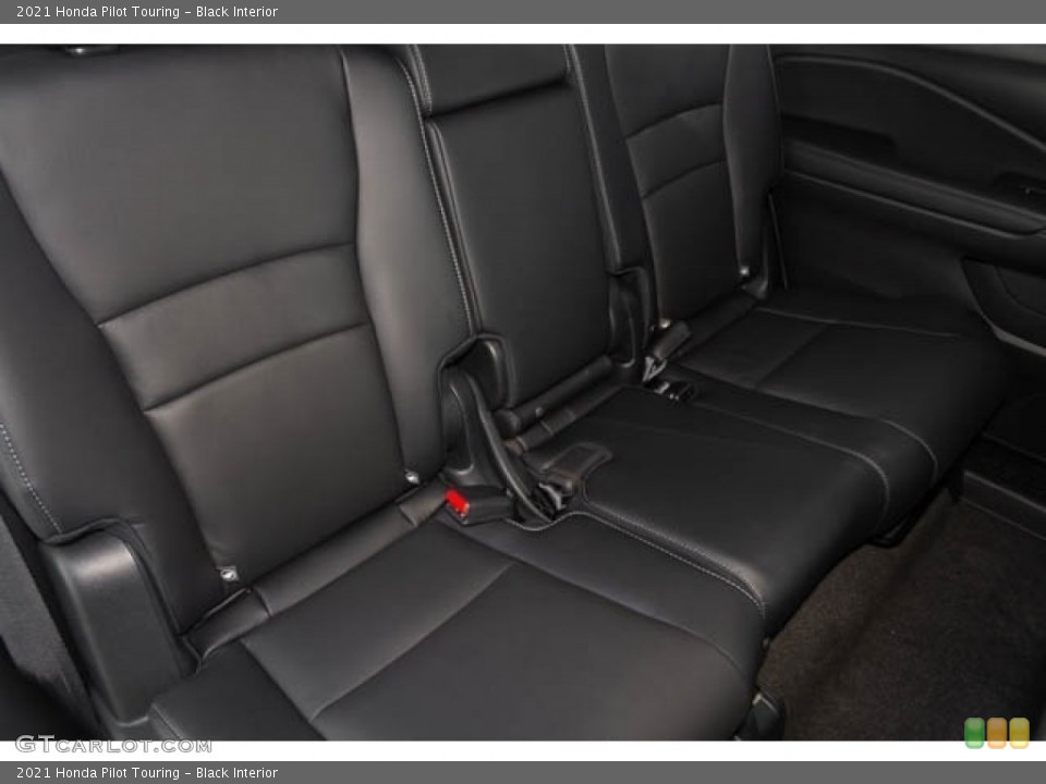 Black Interior Rear Seat for the 2021 Honda Pilot Touring #138901319