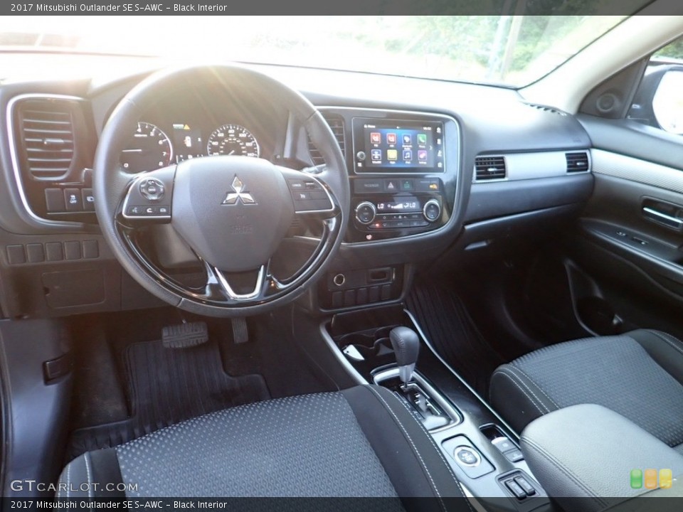 Black Interior Front Seat for the 2017 Mitsubishi Outlander SE S-AWC #138950951