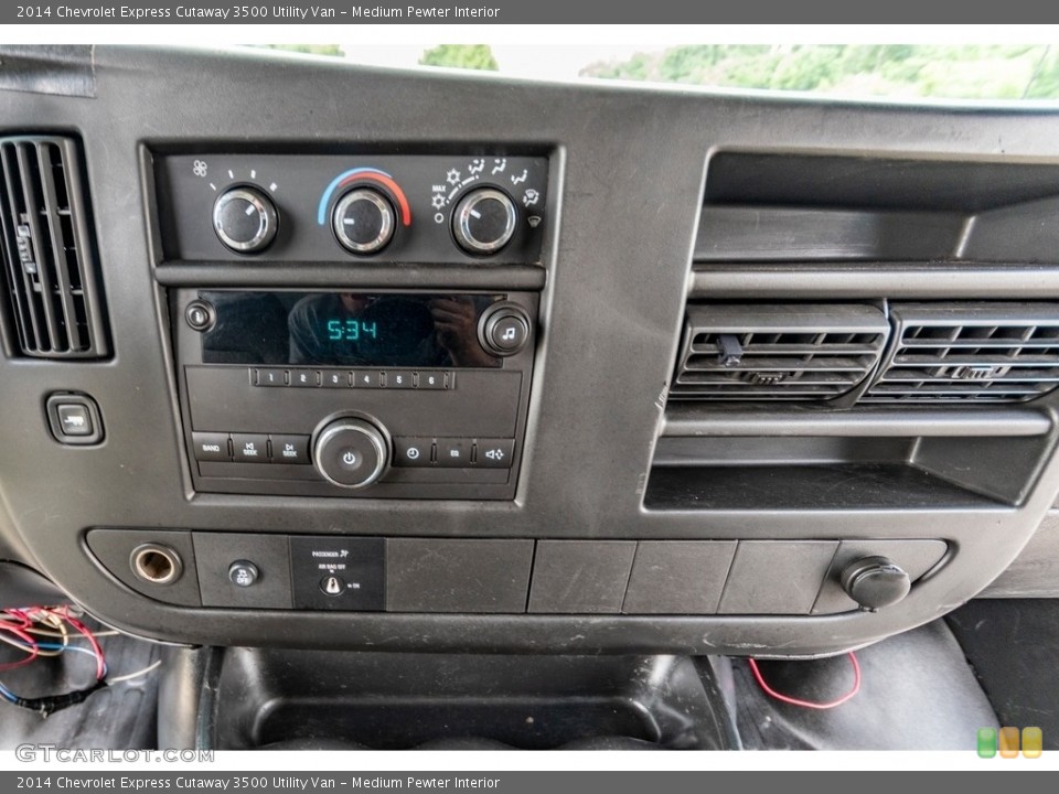 Medium Pewter Interior Controls for the 2014 Chevrolet Express Cutaway 3500 Utility Van #138966222