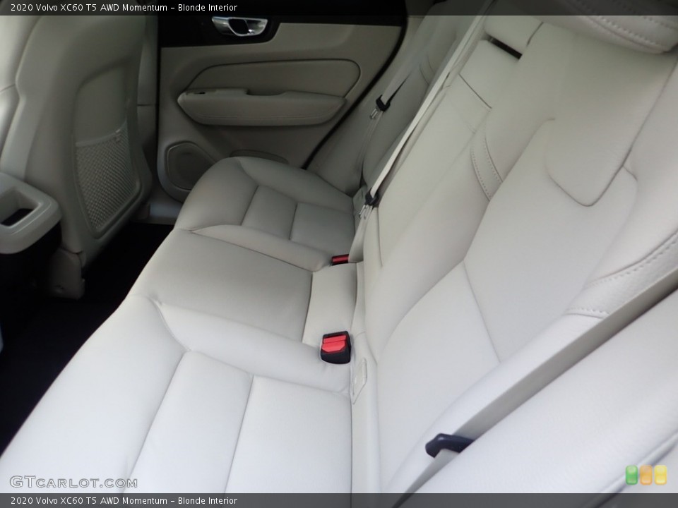 Blonde Interior Rear Seat for the 2020 Volvo XC60 T5 AWD Momentum #138991970