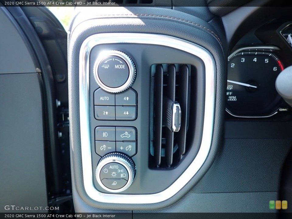 Jet Black Interior Controls for the 2020 GMC Sierra 1500 AT4 Crew Cab 4WD #138995714