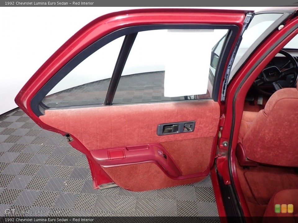 Red Interior Door Panel for the 1992 Chevrolet Lumina Euro Sedan #139015305