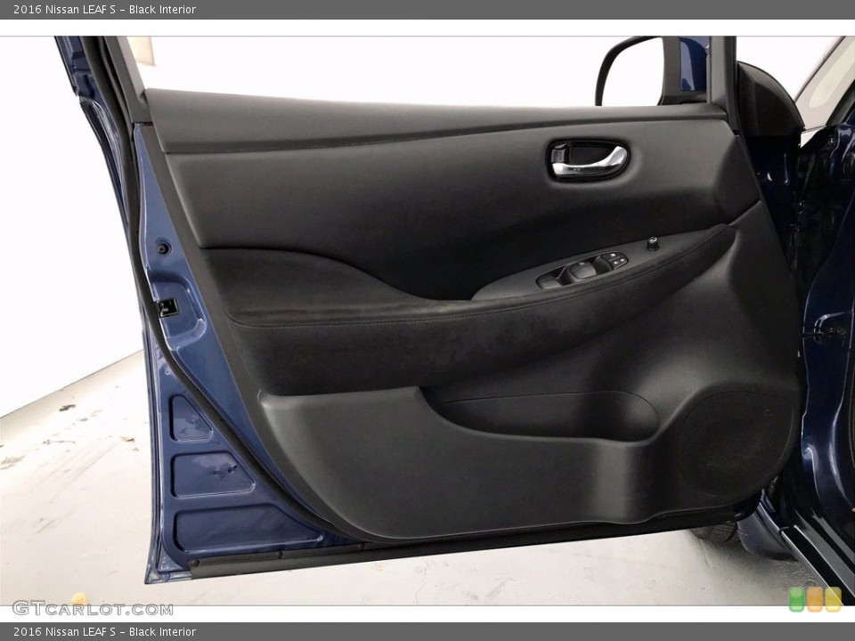 Black Interior Door Panel for the 2016 Nissan LEAF S #139037609