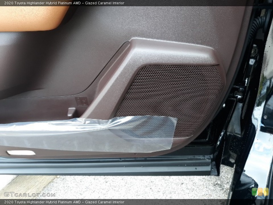 Glazed Caramel Interior Door Panel for the 2020 Toyota Highlander Hybrid Platinum AWD #139040597