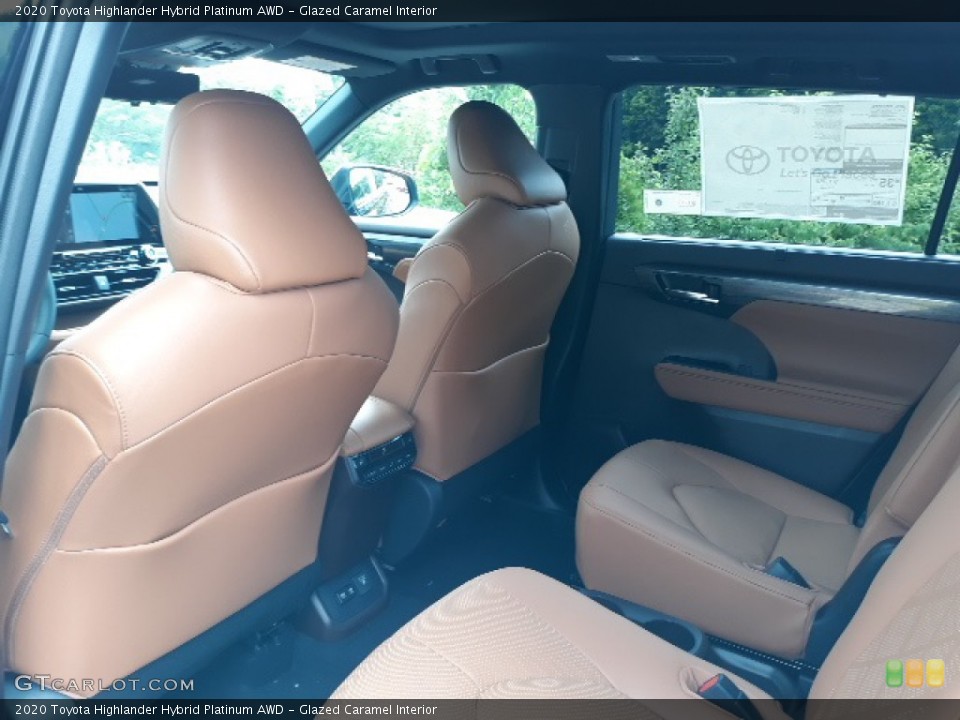 Glazed Caramel Interior Rear Seat for the 2020 Toyota Highlander Hybrid Platinum AWD #139040705