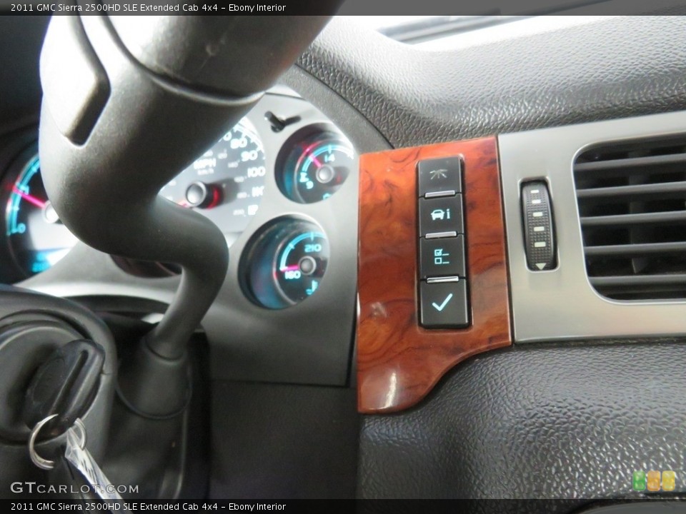 Ebony Interior Controls for the 2011 GMC Sierra 2500HD SLE Extended Cab 4x4 #139041940
