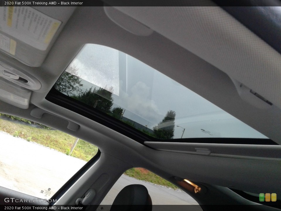 Black Interior Sunroof for the 2020 Fiat 500X Trekking AWD #139048243