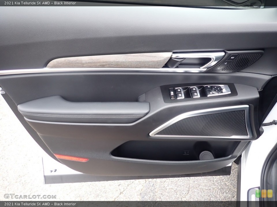 Black Interior Door Panel for the 2021 Kia Telluride SX AWD #139061615