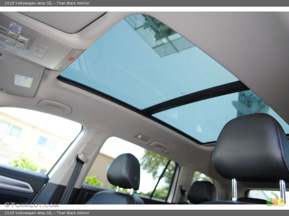 Titan Black Interior Sunroof for the 2018 Volkswagen Atlas SEL #139088044