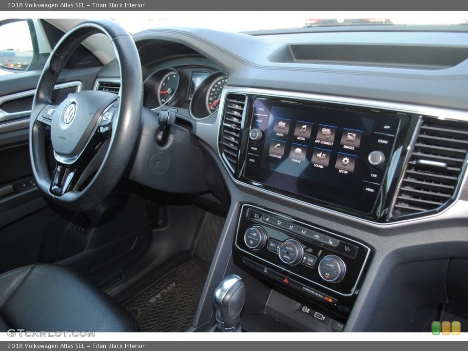 Titan Black Interior Controls for the 2018 Volkswagen Atlas SEL #139088125