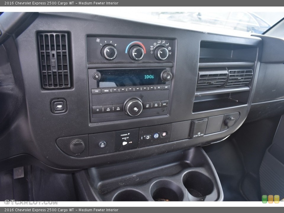 Medium Pewter Interior Controls for the 2016 Chevrolet Express 2500 Cargo WT #139103422