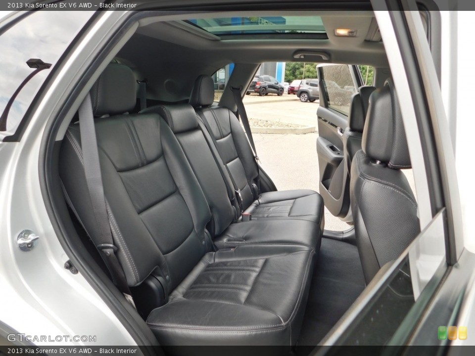 Black Interior Rear Seat for the 2013 Kia Sorento EX V6 AWD #139117264