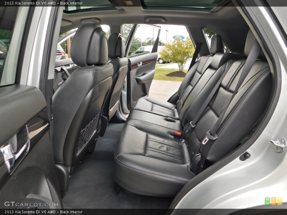 Black Interior Rear Seat for the 2013 Kia Sorento EX V6 AWD #139117282