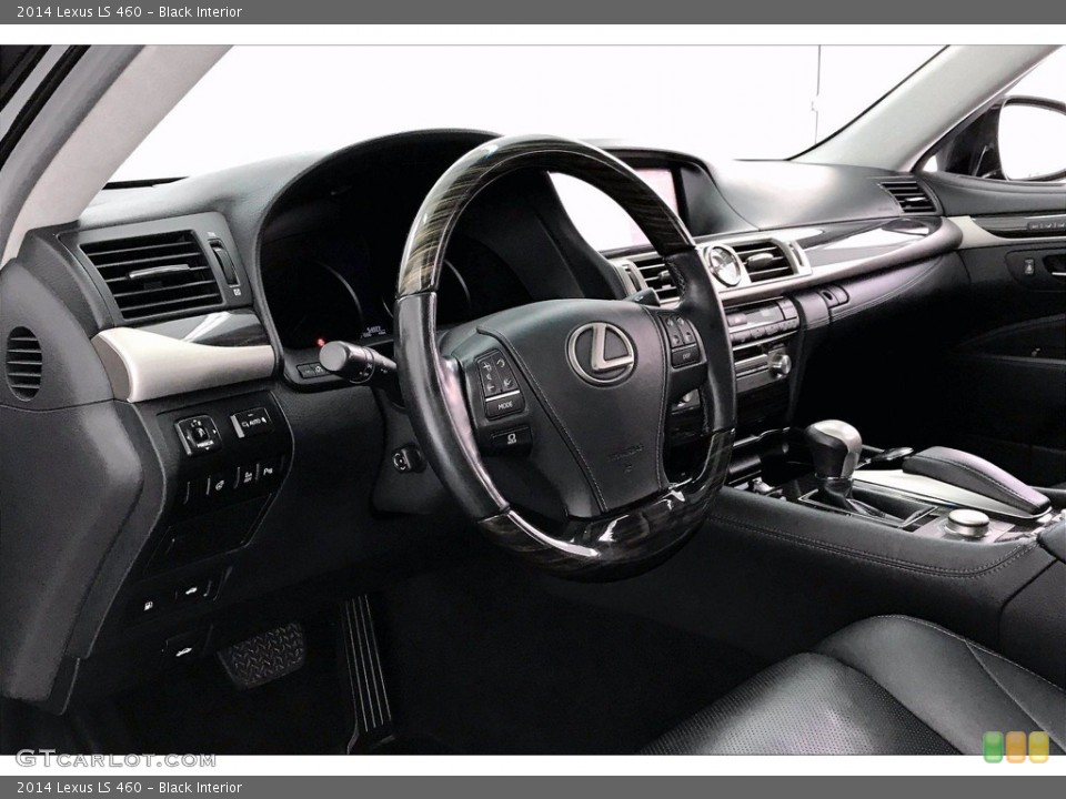 Black Interior Dashboard for the 2014 Lexus LS 460 #139118944