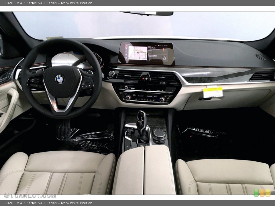 Ivory White Interior Photo for the 2020 BMW 5 Series 540i Sedan #139120831