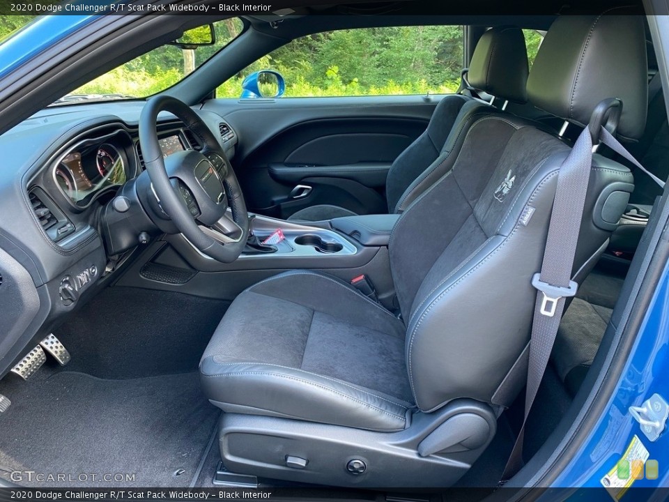 Black Interior Photo for the 2020 Dodge Challenger R/T Scat Pack Widebody #139170220