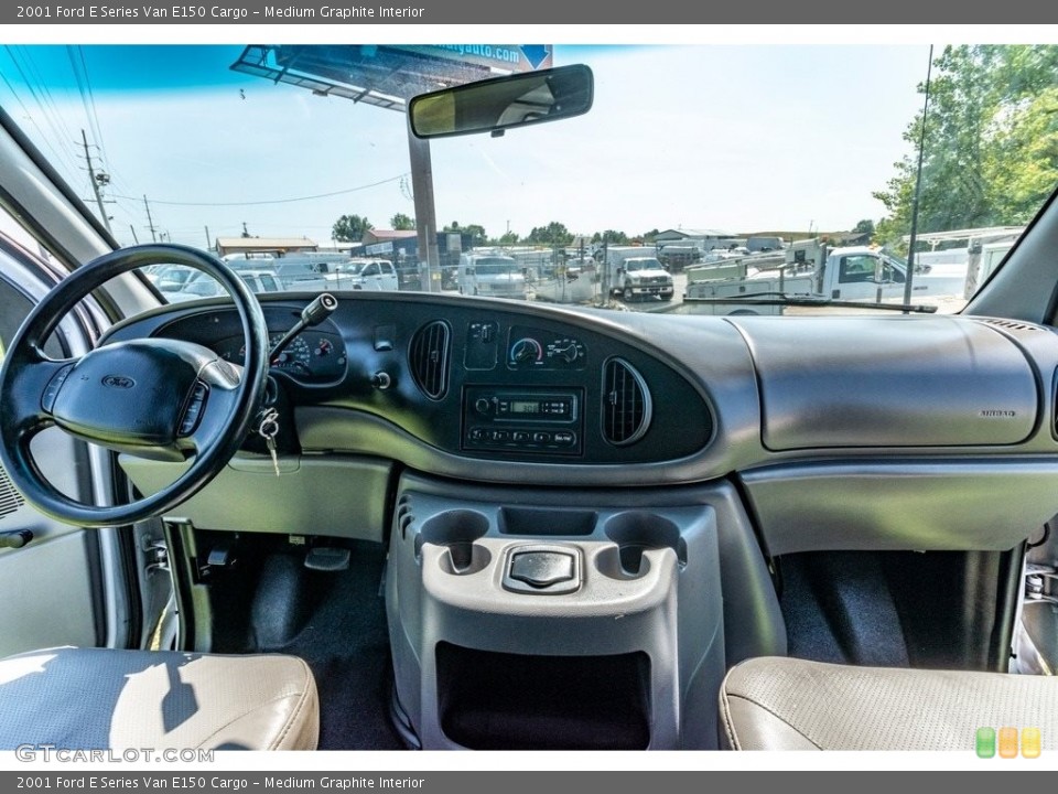 Medium Graphite Interior Photo for the 2001 Ford E Series Van E150 Cargo #139172054