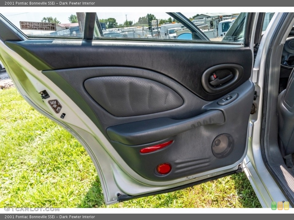 Dark Pewter Interior Door Panel for the 2001 Pontiac Bonneville SSEi #139172336