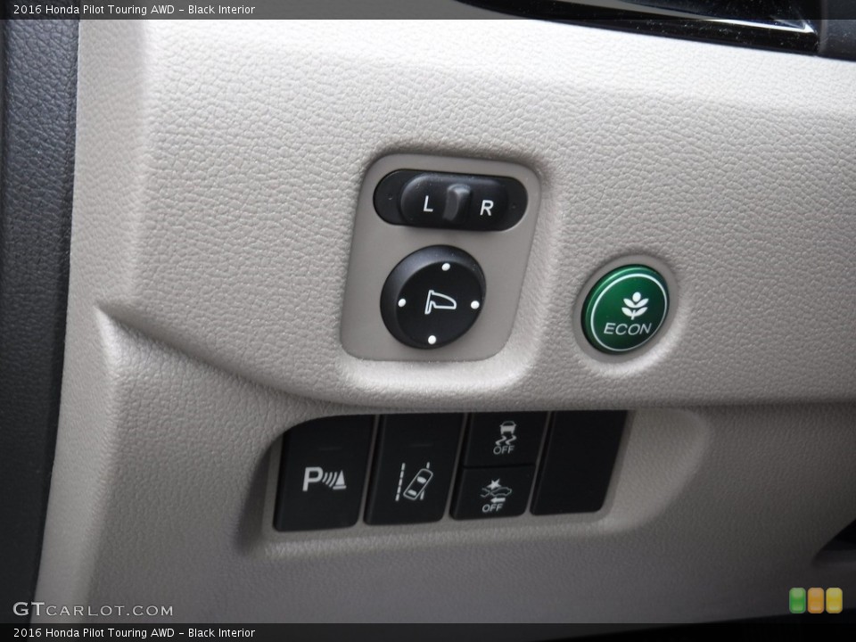 Black Interior Controls for the 2016 Honda Pilot Touring AWD #139192954