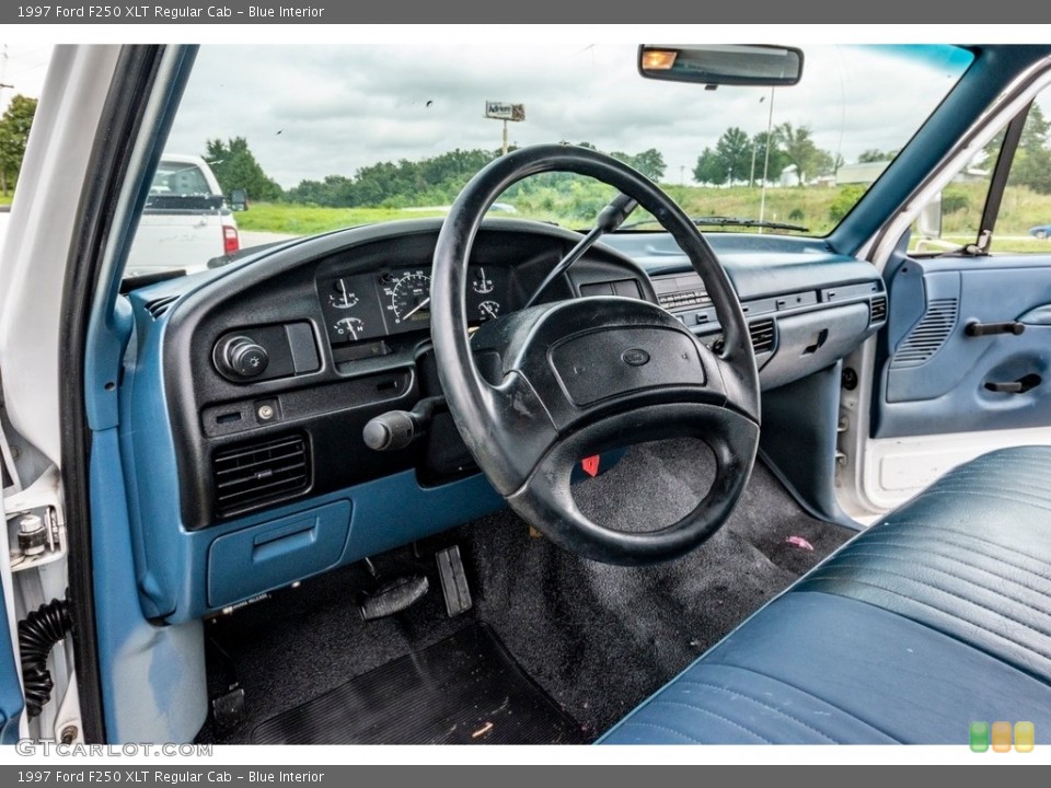 Blue Interior Dashboard for the 1997 Ford F250 XLT Regular Cab #139203267