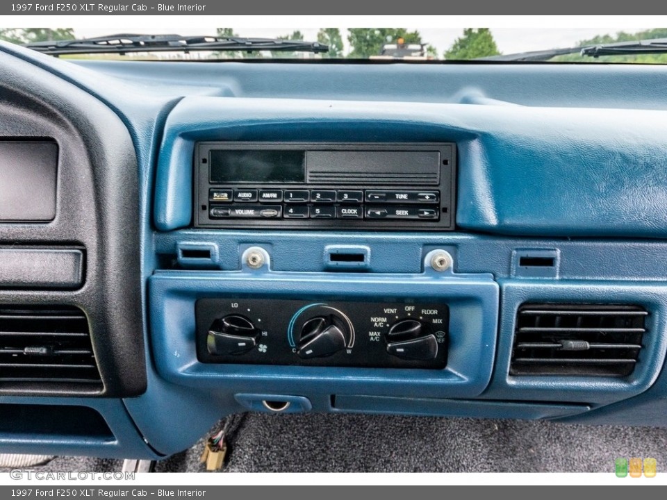 Blue Interior Dashboard for the 1997 Ford F250 XLT Regular Cab #139203525