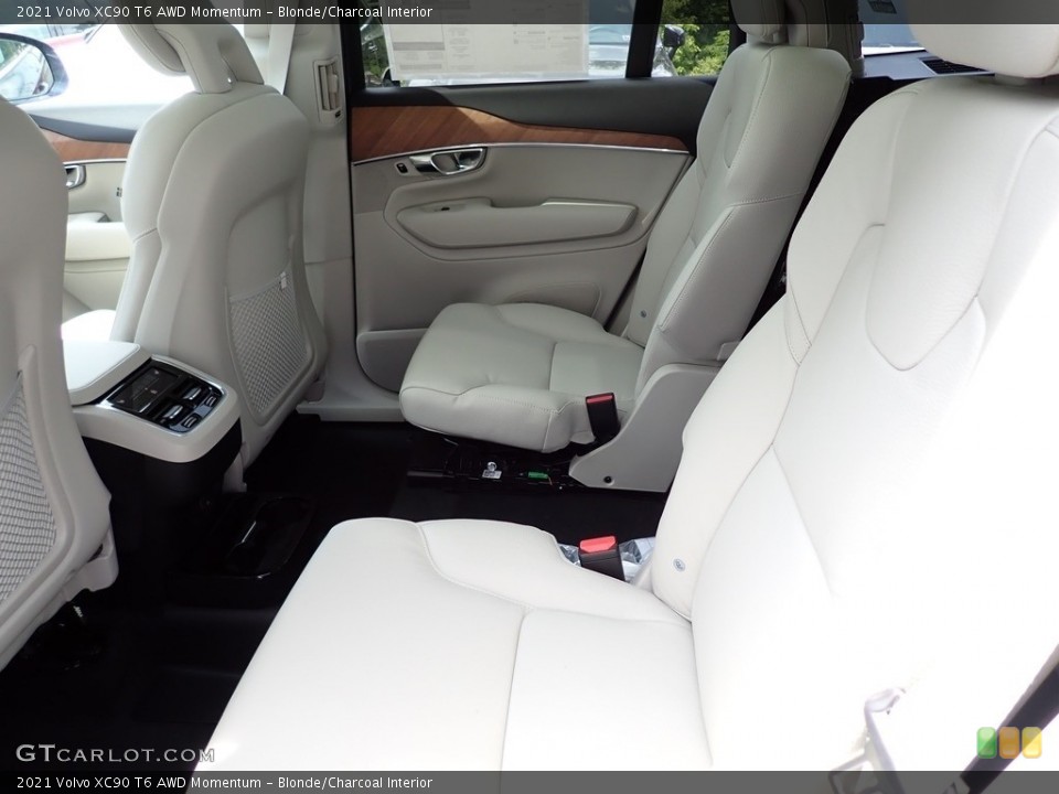 Blonde/Charcoal Interior Rear Seat for the 2021 Volvo XC90 T6 AWD Momentum #139214046