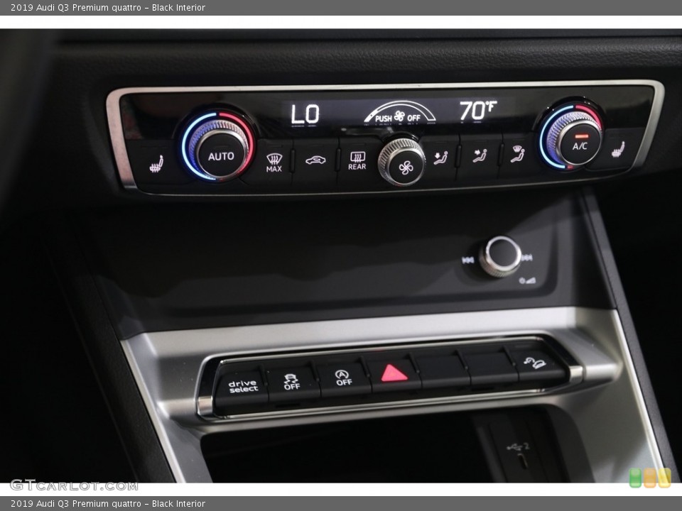 Black Interior Controls for the 2019 Audi Q3 Premium quattro #139216930