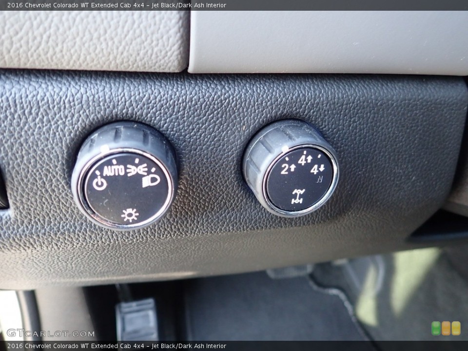 Jet Black/Dark Ash Interior Controls for the 2016 Chevrolet Colorado WT Extended Cab 4x4 #139220112