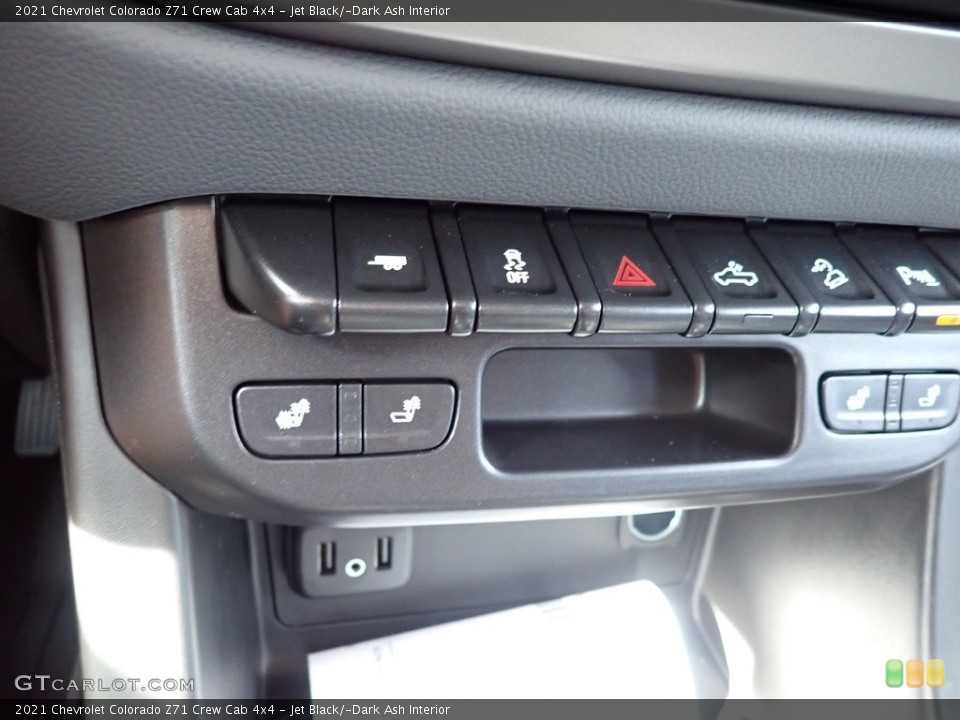 Jet Black/­Dark Ash Interior Controls for the 2021 Chevrolet Colorado Z71 Crew Cab 4x4 #139250896