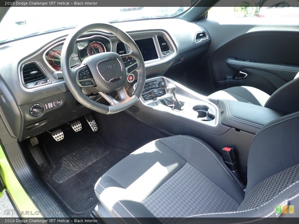 Black Interior Photo for the 2019 Dodge Challenger SRT Hellcat #139272986