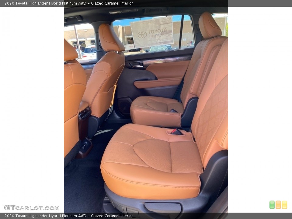 Glazed Caramel Interior Rear Seat for the 2020 Toyota Highlander Hybrid Platinum AWD #139278179