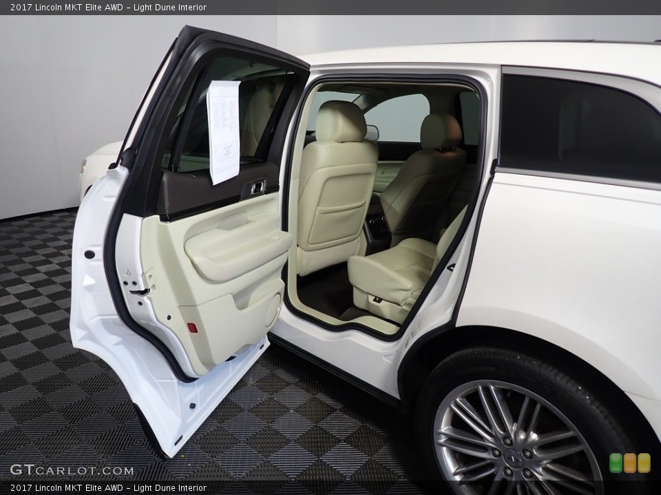 Light Dune Interior Door Panel for the 2017 Lincoln MKT Elite AWD #139281476