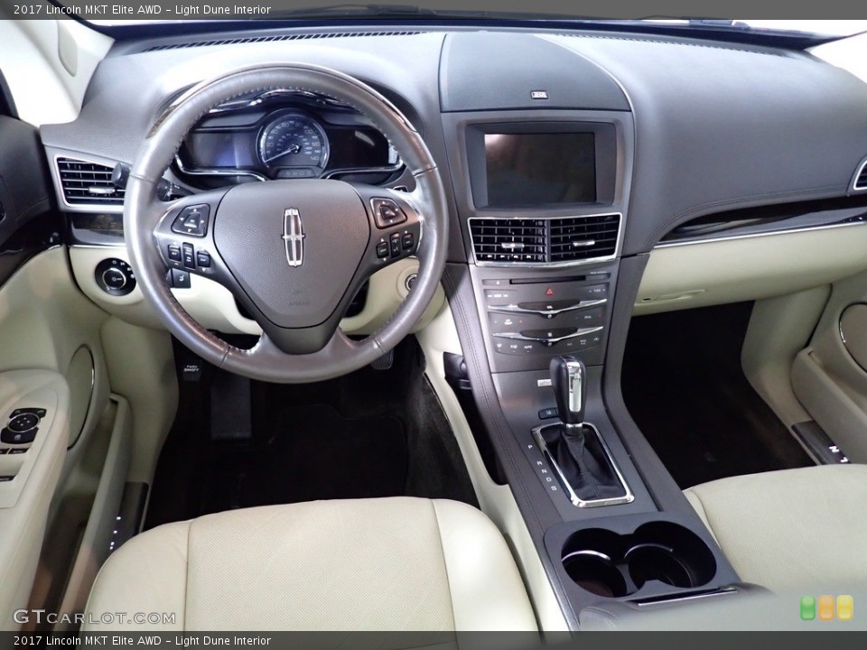 Light Dune Interior Dashboard for the 2017 Lincoln MKT Elite AWD #139281542