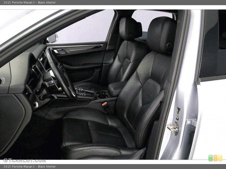 Black Interior Front Seat for the 2015 Porsche Macan S #139291779