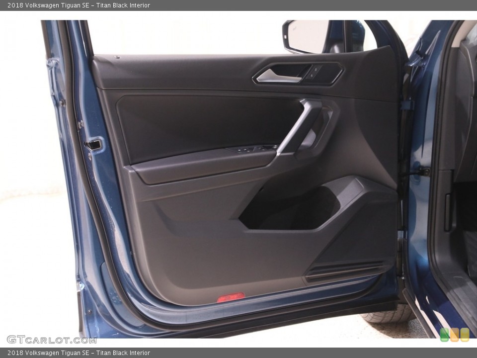 Titan Black Interior Door Panel for the 2018 Volkswagen Tiguan SE #139299919