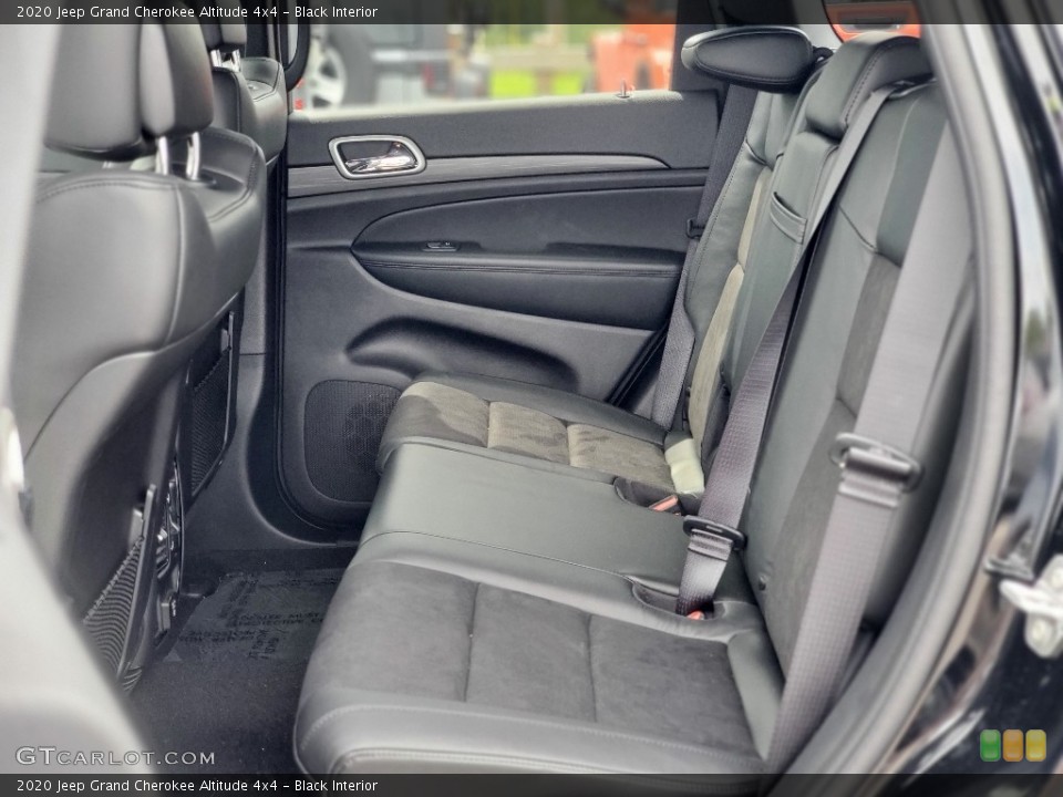 Black Interior Rear Seat for the 2020 Jeep Grand Cherokee Altitude 4x4 #139301221