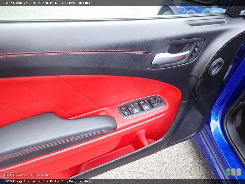 Ruby Red/Black Interior Door Panel for the 2019 Dodge Charger R/T Scat Pack #139301332
