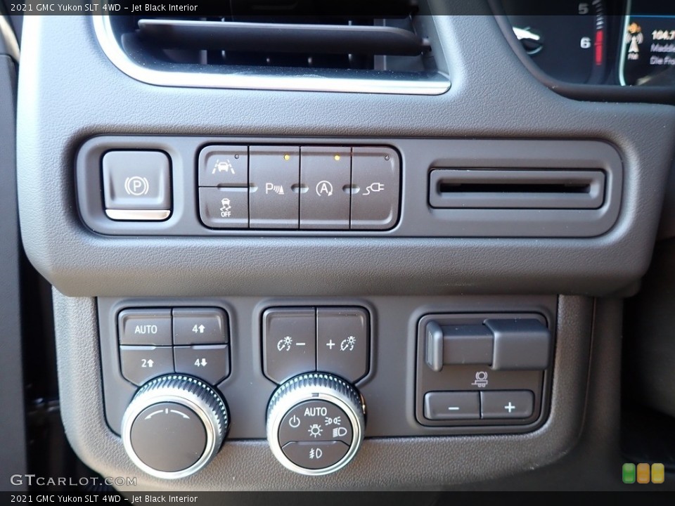 Jet Black Interior Controls for the 2021 GMC Yukon SLT 4WD #139321028