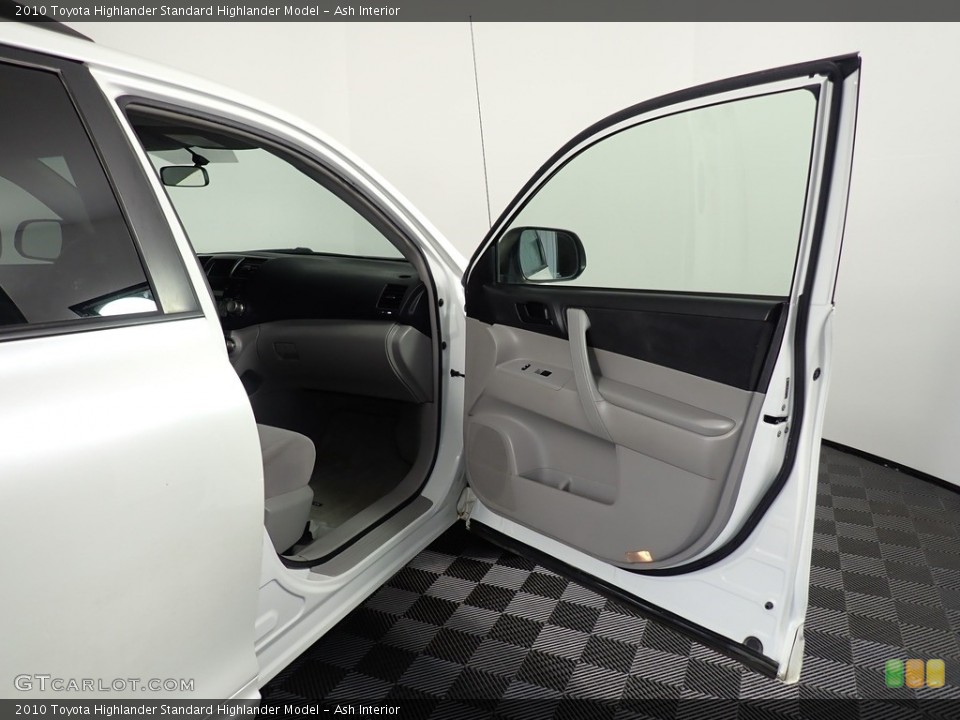Ash Interior Door Panel for the 2010 Toyota Highlander  #139324121