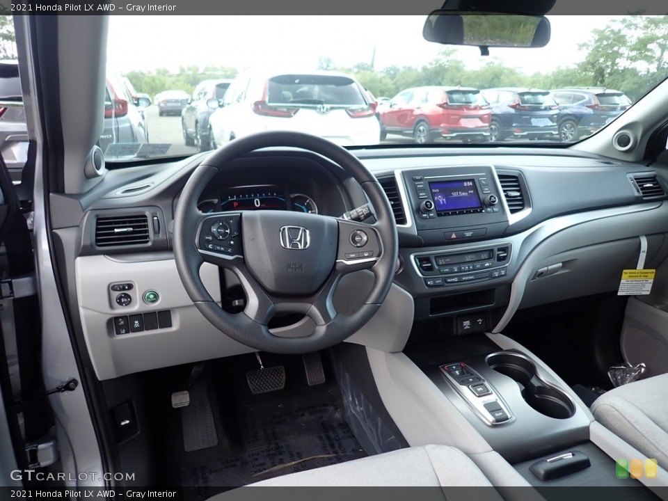 Gray Interior Photo for the 2021 Honda Pilot LX AWD #139324130