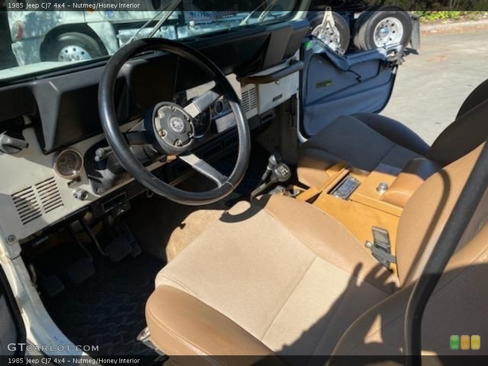 Nutmeg/Honey Interior Photo for the 1985 Jeep CJ7 4x4 #139338452