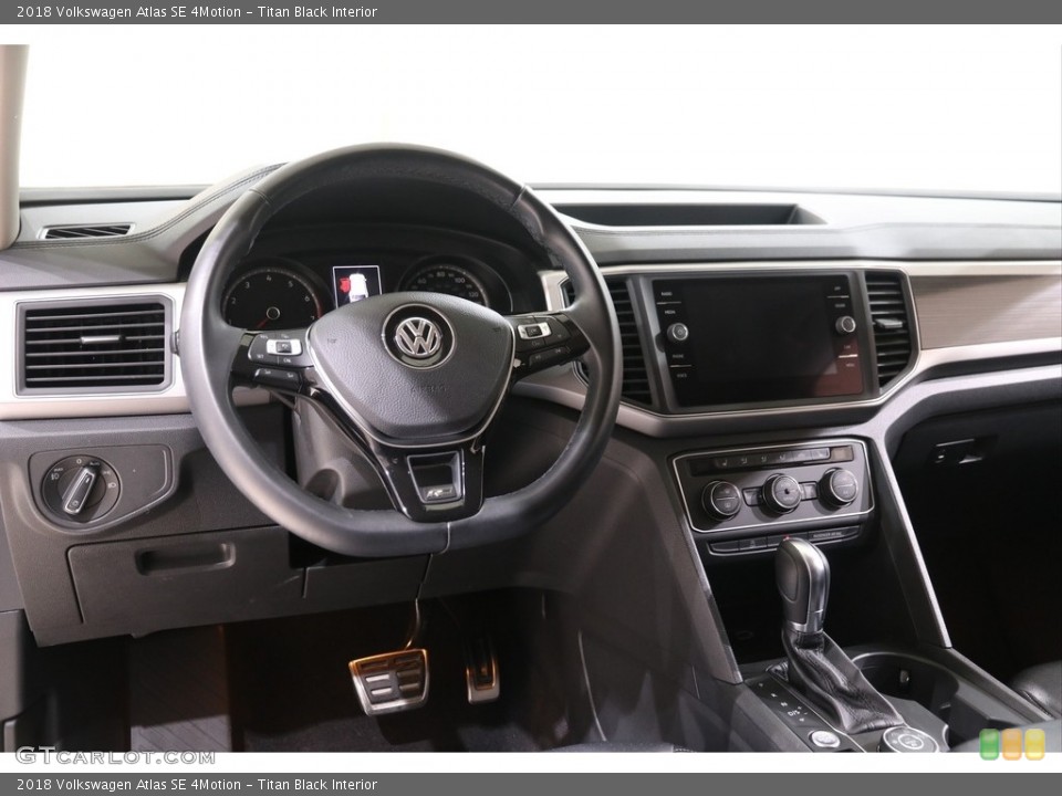 Titan Black Interior Dashboard for the 2018 Volkswagen Atlas SE 4Motion #139349457