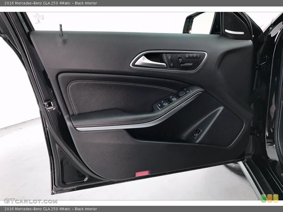Black Interior Door Panel for the 2016 Mercedes-Benz GLA 250 4Matic #139354080