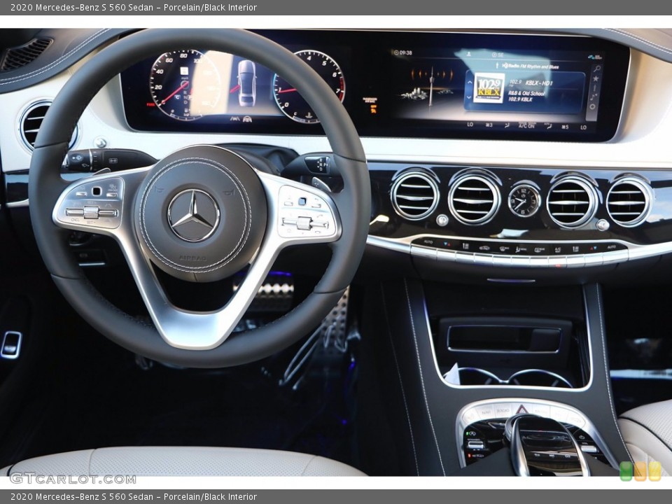 Porcelain/Black Interior Controls for the 2020 Mercedes-Benz S 560 Sedan #139372124